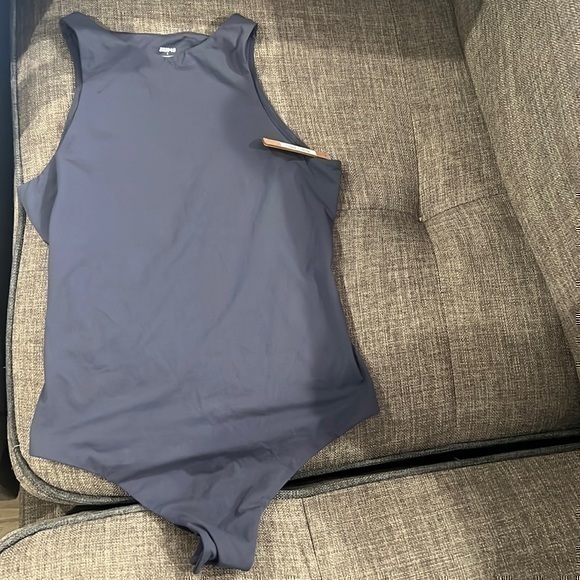 Skims Fits Everybody High Neck Bodysuit - Picture 1 of 2